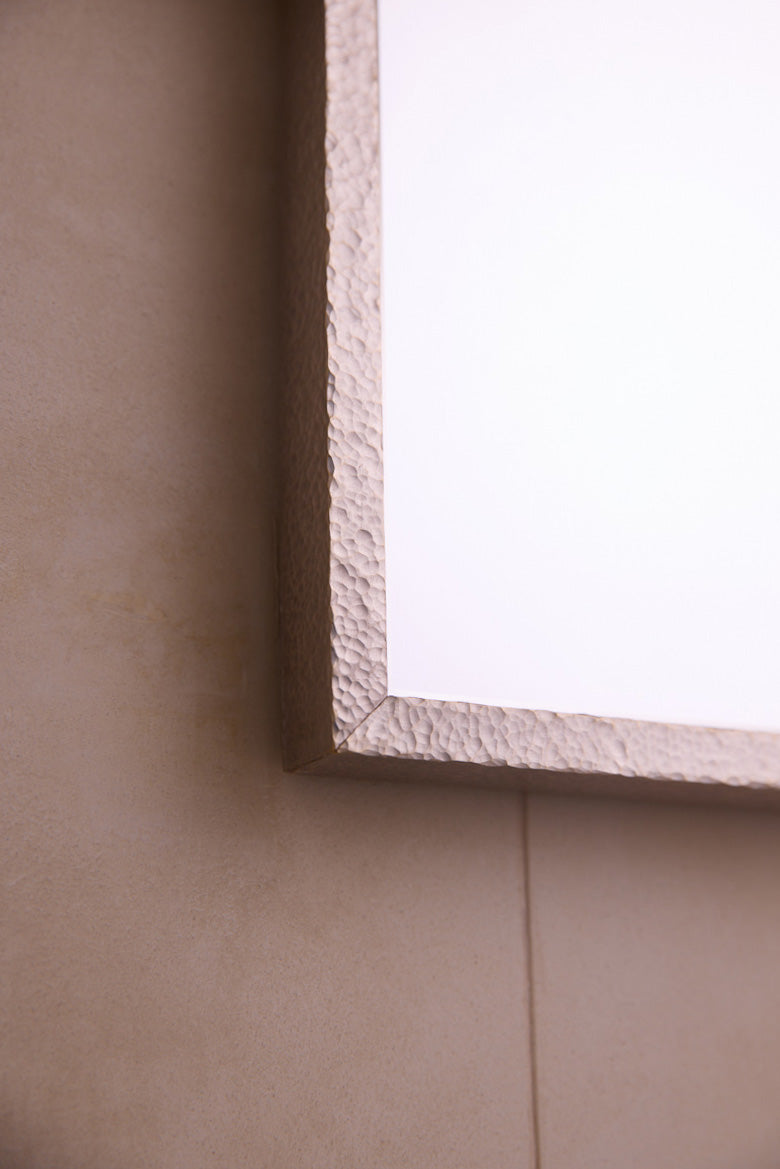 Ligne Mirror