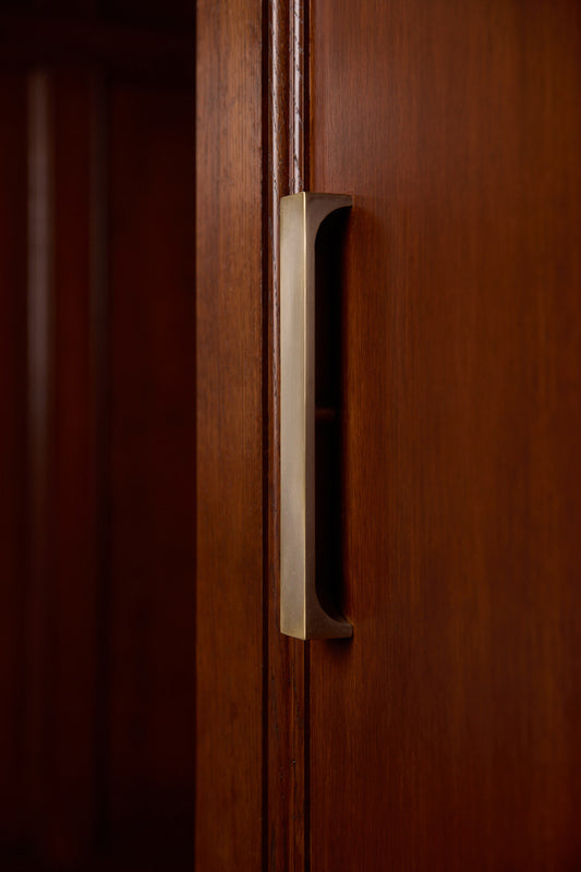 Perret Appliance Pull