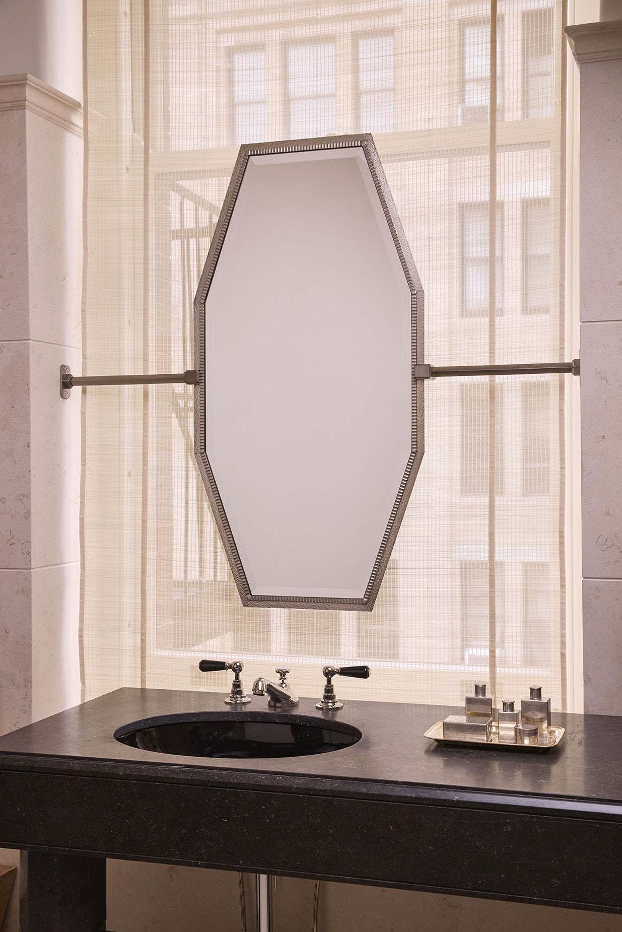Cadre Mirror